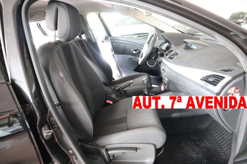 RENAULT MEGANE 1500 DCI TURBO DIESEL CON 6 VEL.