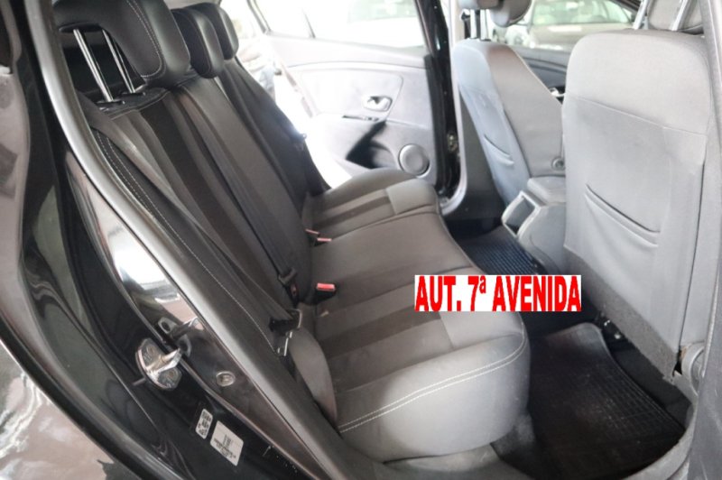 RENAULT MEGANE 1500 DCI TURBO DIESEL CON 6 VEL.