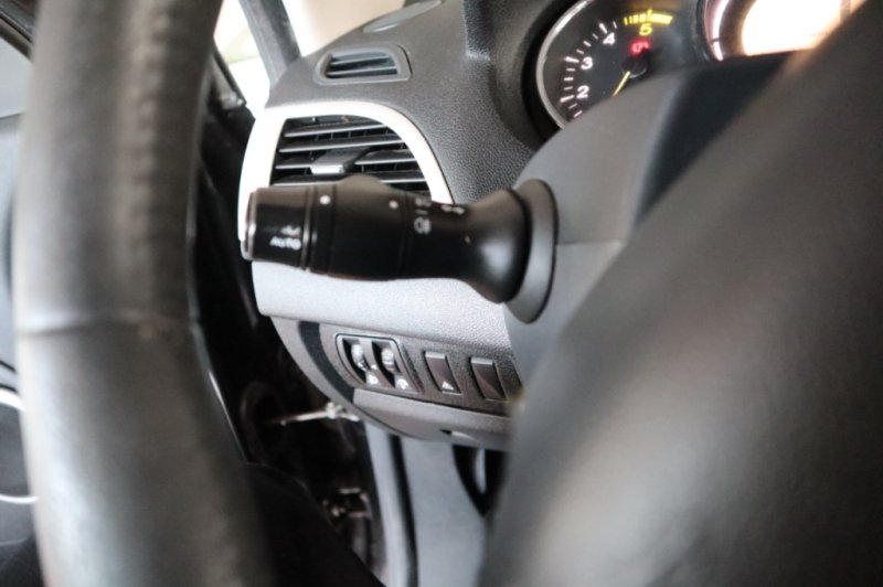 RENAULT MEGANE 1500 DCI TURBO DIESEL CON 6 VEL.