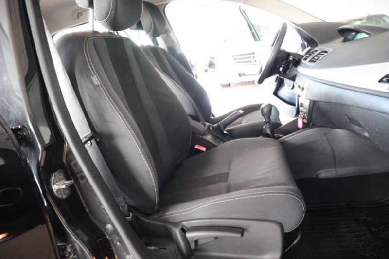 RENAULT MEGANE 1500 DCI TURBO DIESEL CON 6 VEL.