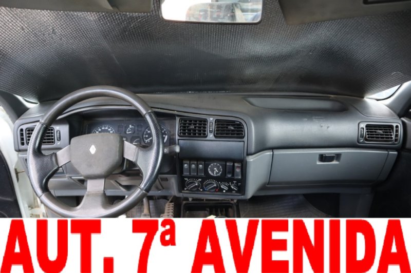 RENAULT R 19 1800 CC GASOLINA CON 5 PLAZAS