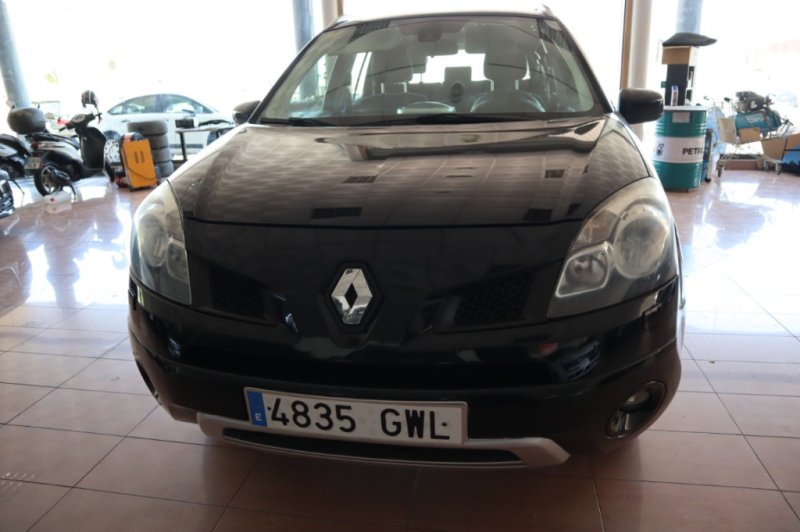 RENAULT KOLEOS 2000 TURBO DIESEL DE 150 CV Y 6 VEL. 4X2