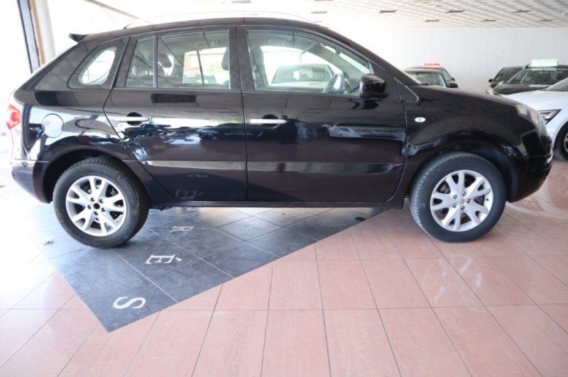 RENAULT KOLEOS 2000 TURBO DIESEL DE 150 CV Y 6 VEL. 4X2