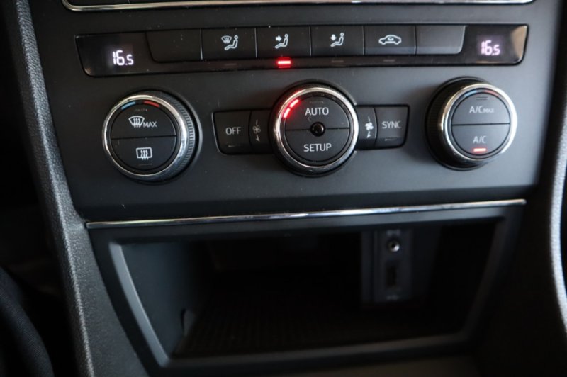 SEAT LEON 1600 TDI DE 110 CV