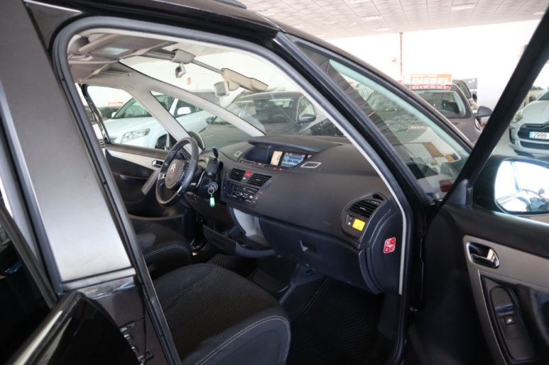 CITROEN C4 PICASSO CON 7 PLAZAS HOMOLOGADAS HDI DE 110 CV