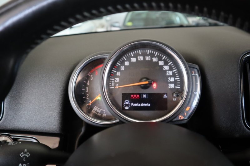 MINI COUNTRYMAN COOPER D 2.0 TURBO DISEL CON 6 VE 150 CV