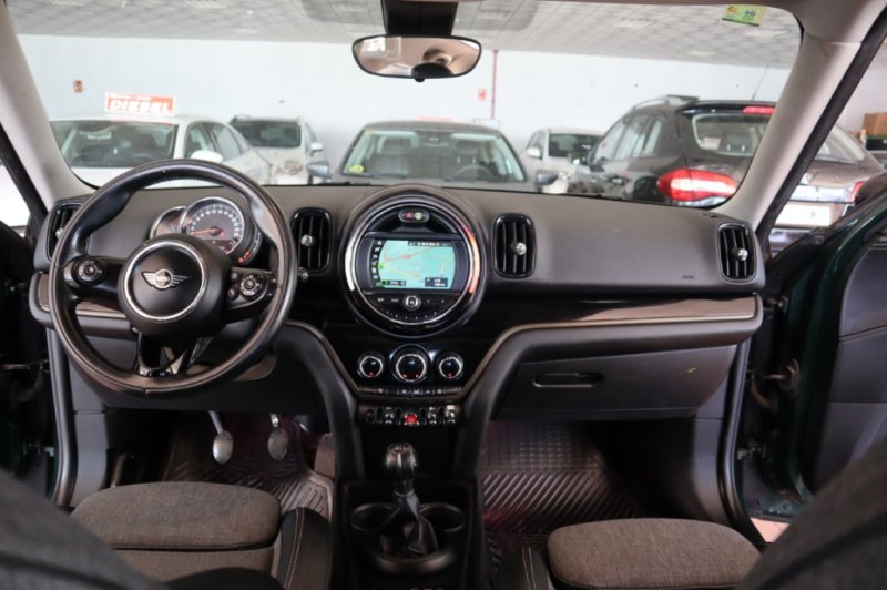 MINI COUNTRYMAN COOPER D 2.0 TURBO DISEL CON 6 VE 150 CV
