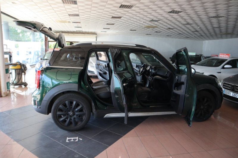 MINI COUNTRYMAN COOPER D 2.0 TURBO DISEL CON 6 VE 150 CV