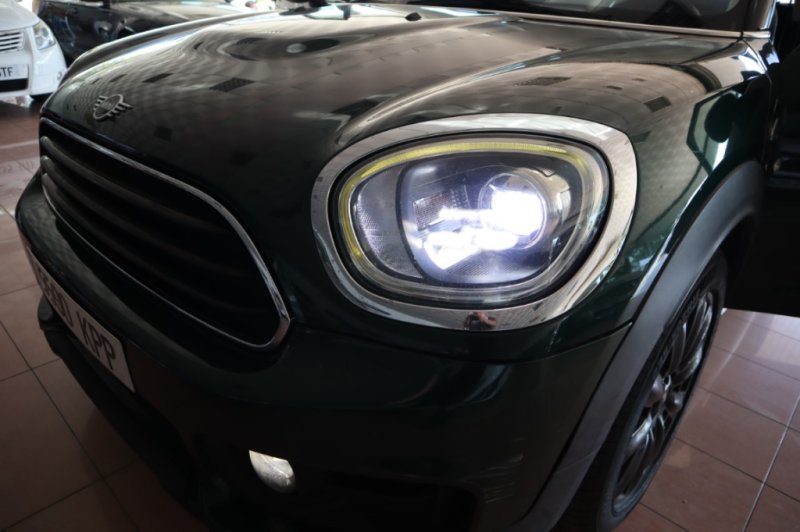 MINI COUNTRYMAN COOPER D 2.0 TURBO DISEL CON 6 VE 150 CV