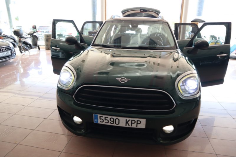 MINI COUNTRYMAN COOPER D 2.0 TURBO DISEL CON 6 VE 150 CV