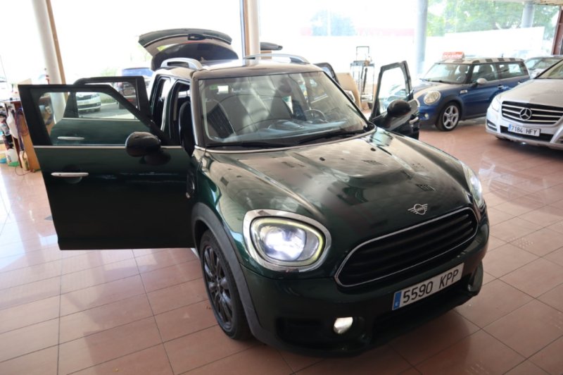 MINI COUNTRYMAN COOPER D 2.0 TURBO DISEL CON 6 VE 150 CV