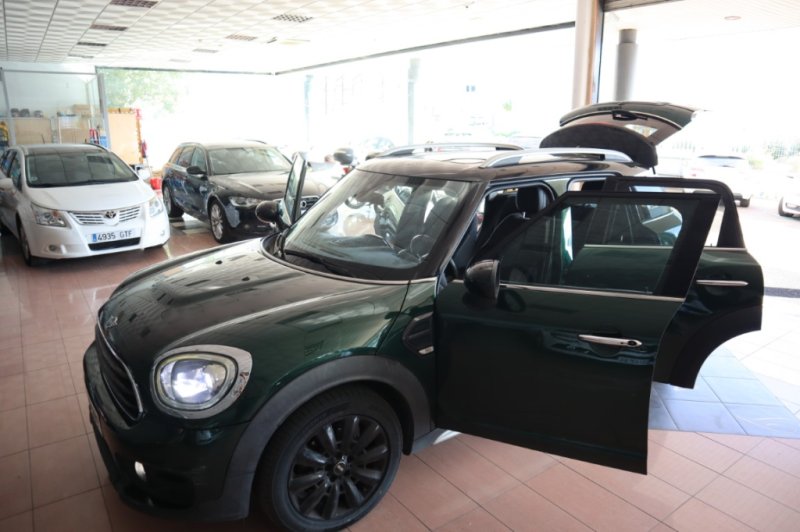 MINI COUNTRYMAN COOPER D 2.0 TURBO DISEL CON 6 VE 150 CV