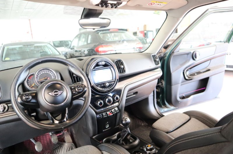MINI COUNTRYMAN COOPER D 2.0 TURBO DISEL CON 6 VE 150 CV