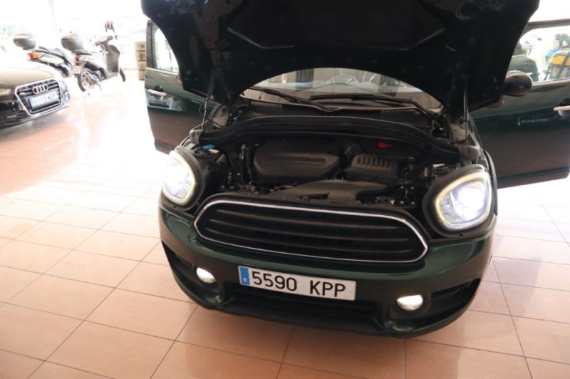 MINI COUNTRYMAN COOPER D 2.0 TURBO DISEL CON 6 VE 150 CV