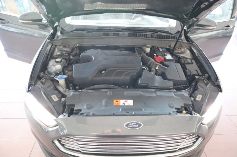 FORD MONDEO 2.0 TURBO DIESEL CON 150 CV Y 6 VELOC.