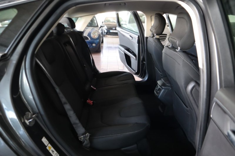 FORD MONDEO 2.0 TURBO DIESEL CON 150 CV Y 6 VELOC.