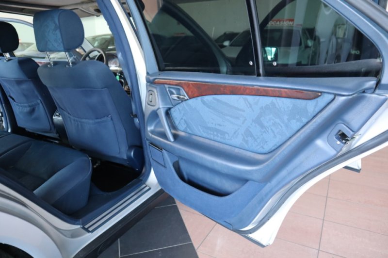MERCEDES-BENZ E 300 TURBO DIESEL DE 177 CV AUT